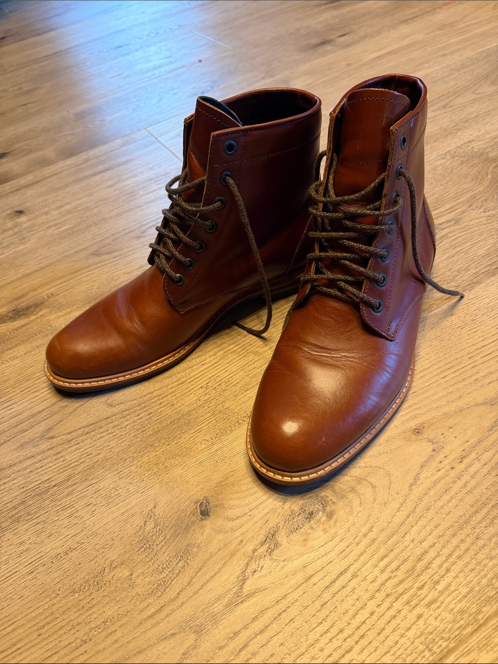 Nisolo all weather Leather Lace-Up Boots in Chestnut Brown